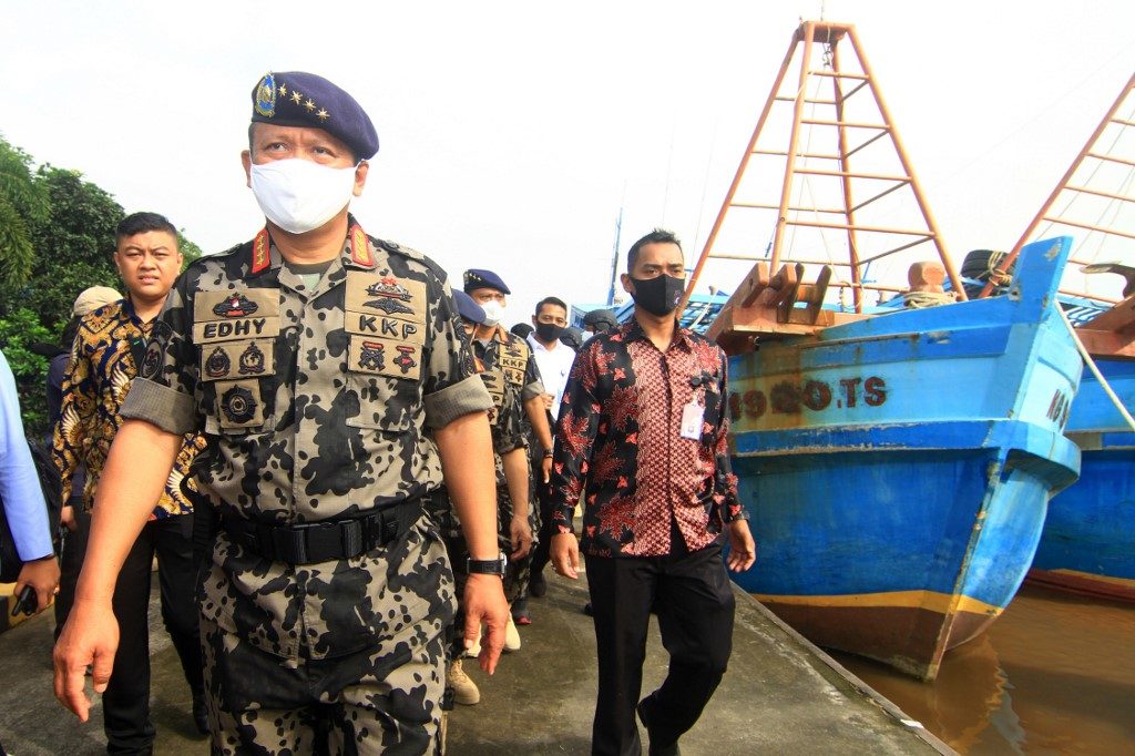 Indonesia arrests Vietnamese fishing boat crew after high-seas brawl