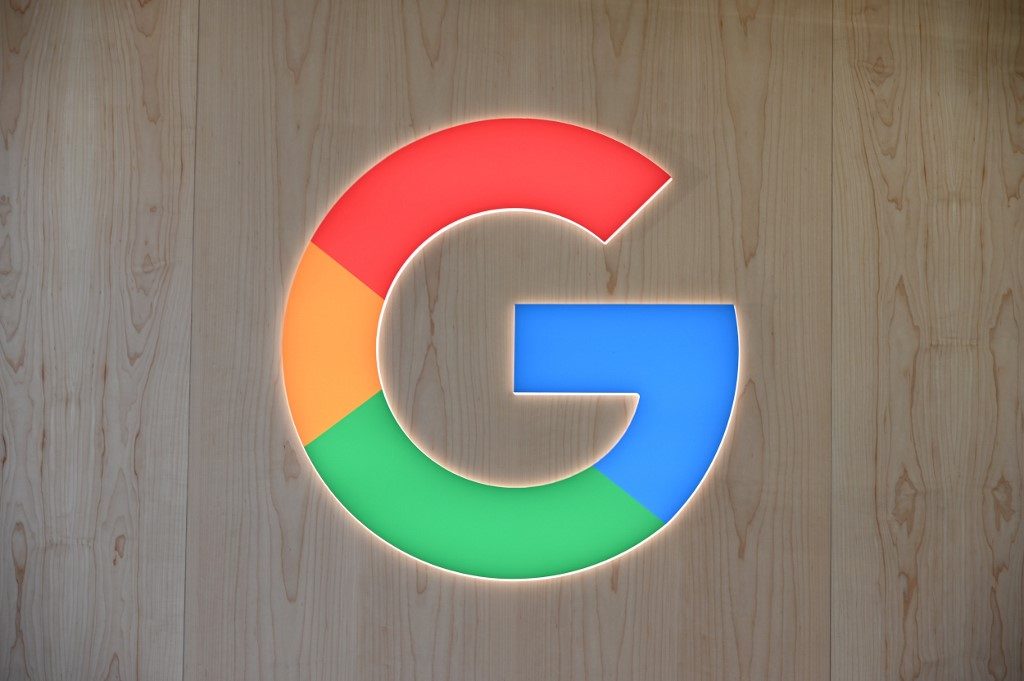 Google strikes payment deal with some French media groups