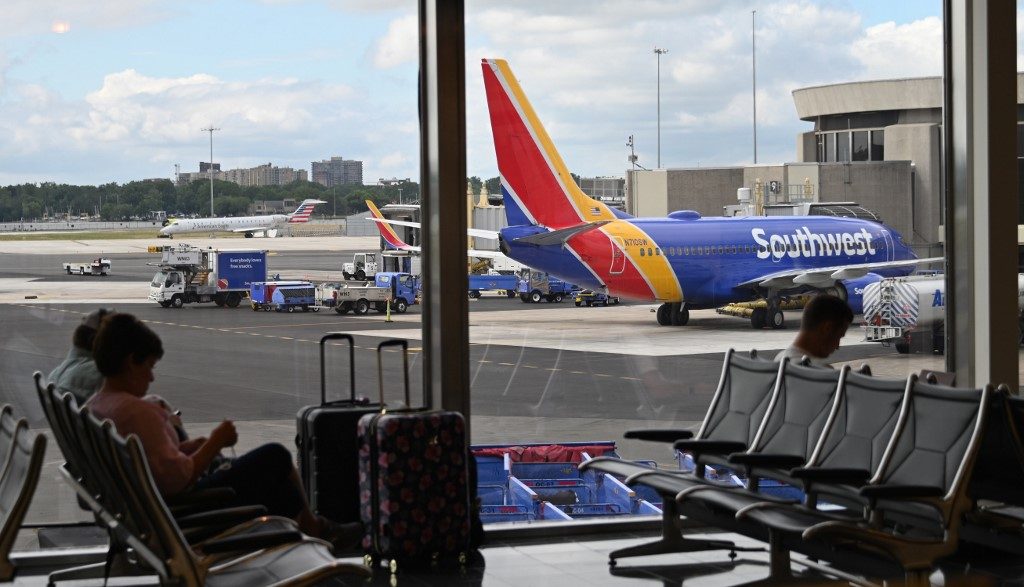 Southwest warns of layoffs unless passenger traffic triples