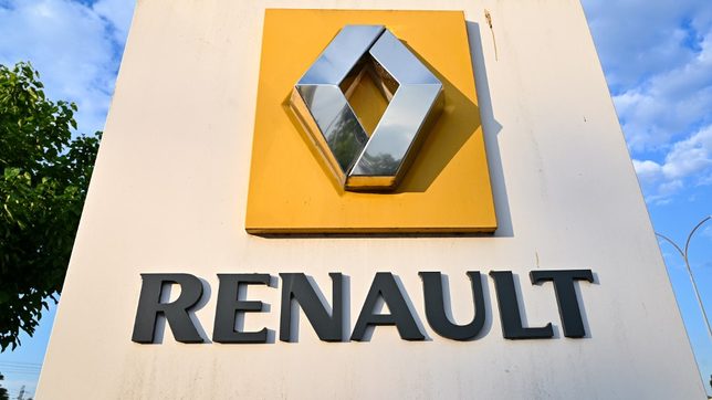 Renault hit by historic loss as painful choices loom
