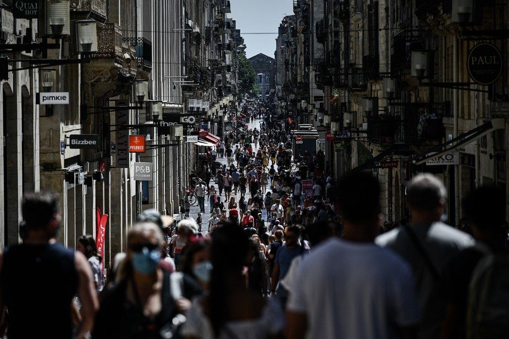 Perancis mengalami rekor penurunan PDB