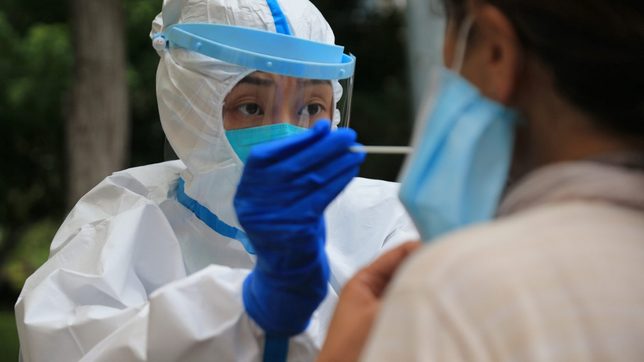 Fresh virus cluster spreads to 5 Chinese regions