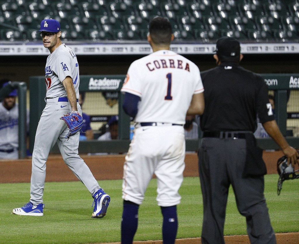 Tempers flare between Dodgers and sign-stealing Astros