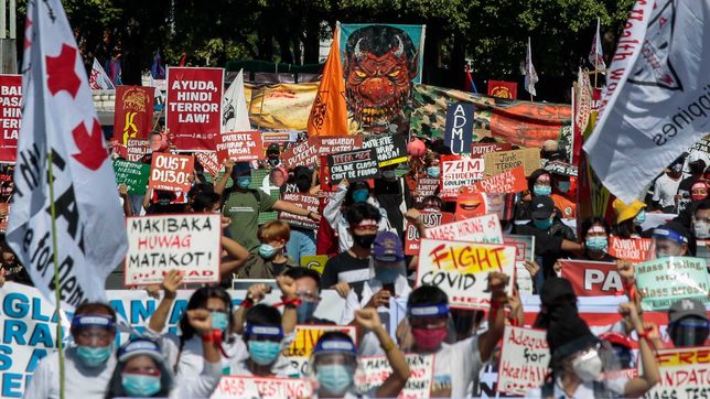WATCH: Rallies for democracy, press freedom on Duterte’s 5th SONA