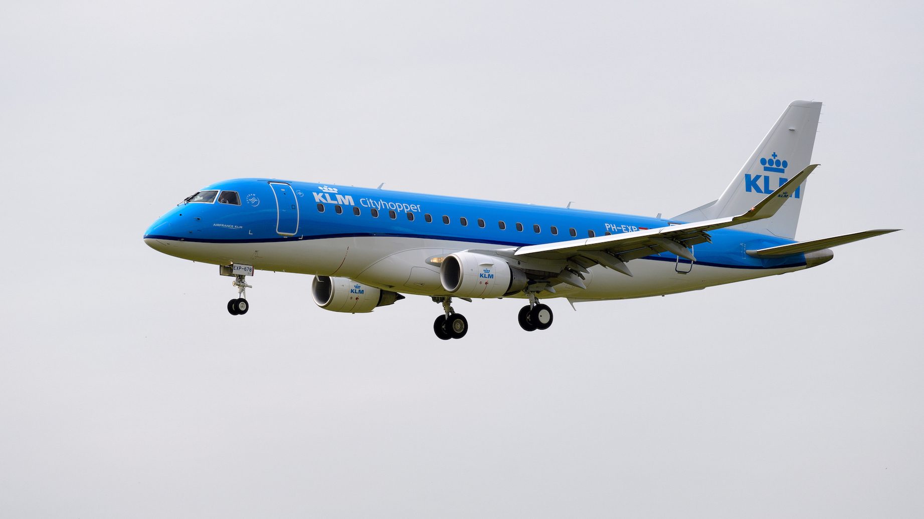 Dutch airline KLM to shed up to 5,000 jobs due to virus