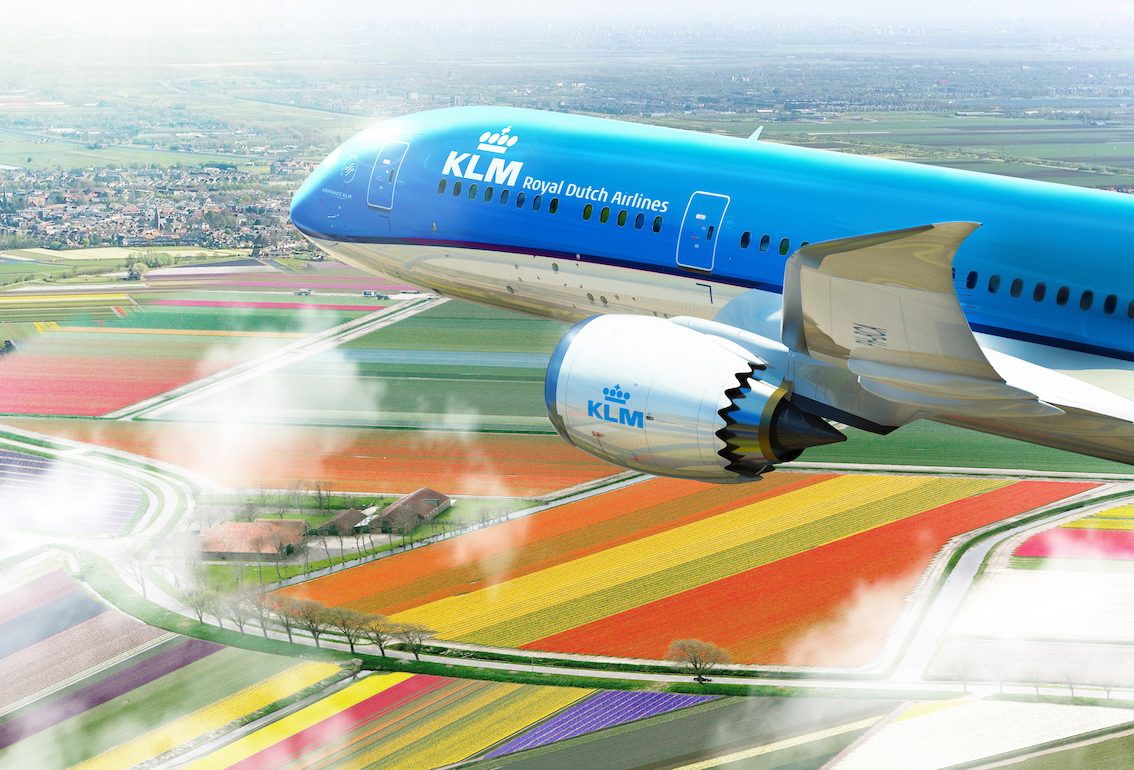 KLM freezes salary increases due to virus