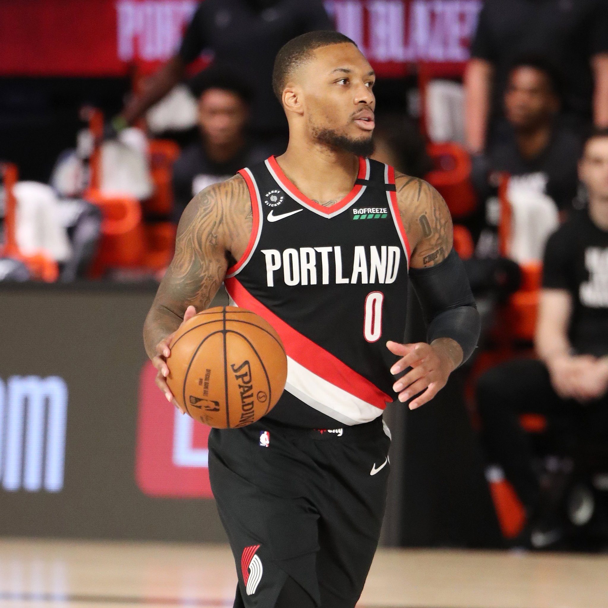 Injured Blazers star Lillard vows to play on against Lakers