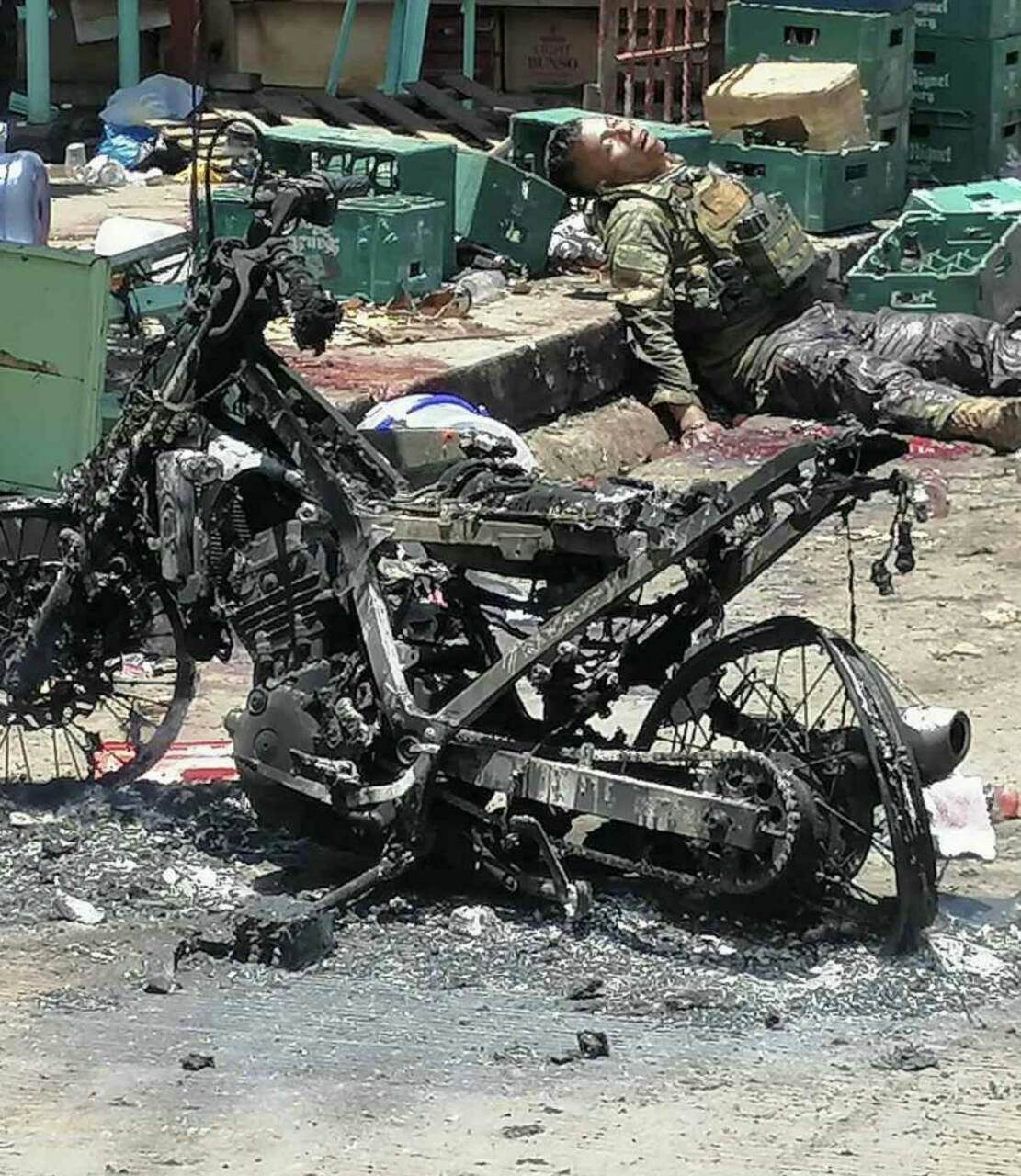 6 soldiers buying groceries when killed by first Jolo blast