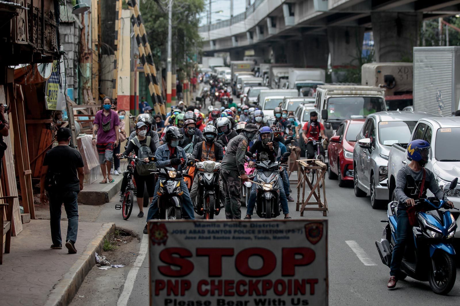 Citing virus ‘downtrend,’ Lorenzana says Metro Manila ready for GCQ