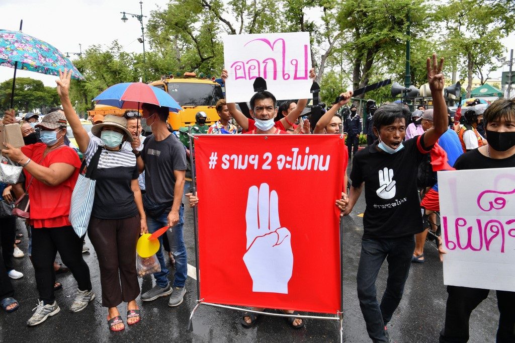 Tens of thousands of protesters join Thailand pro-democracy rally
