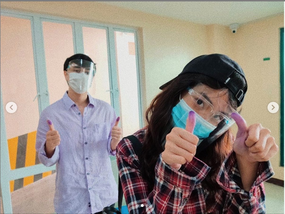 LOOK: Maymay Entrata, Edward Barber register to vote in 2022 elections