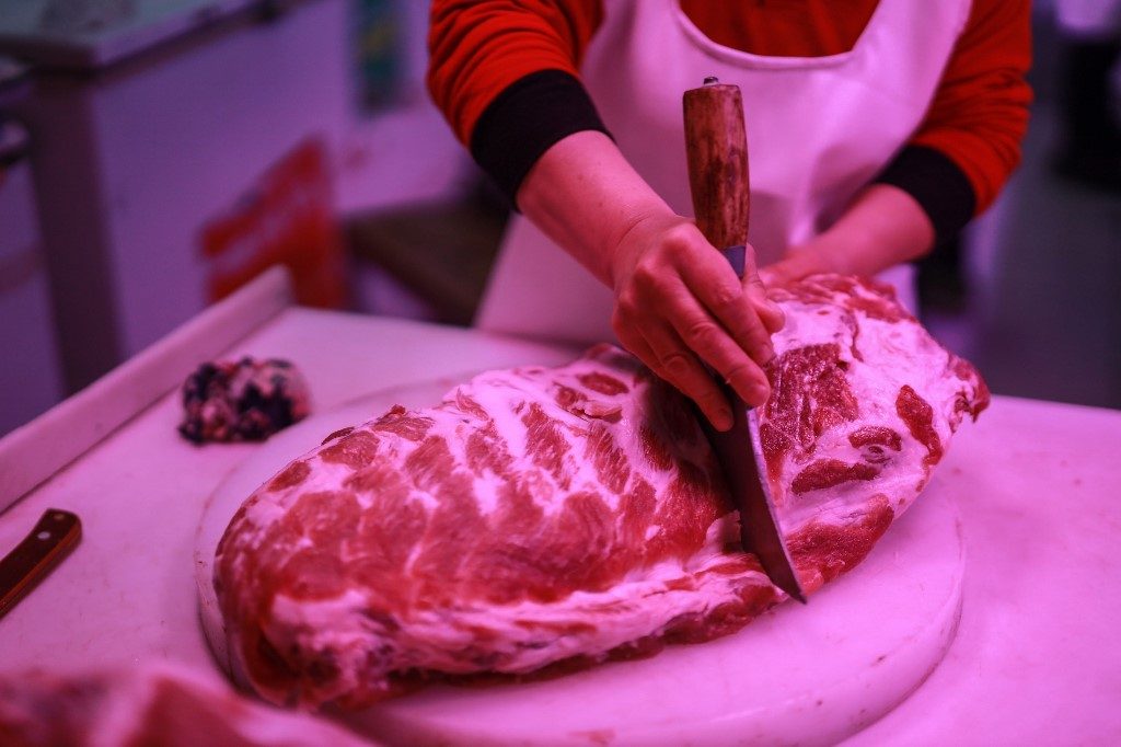 China inflation slows with food prices in August 2020