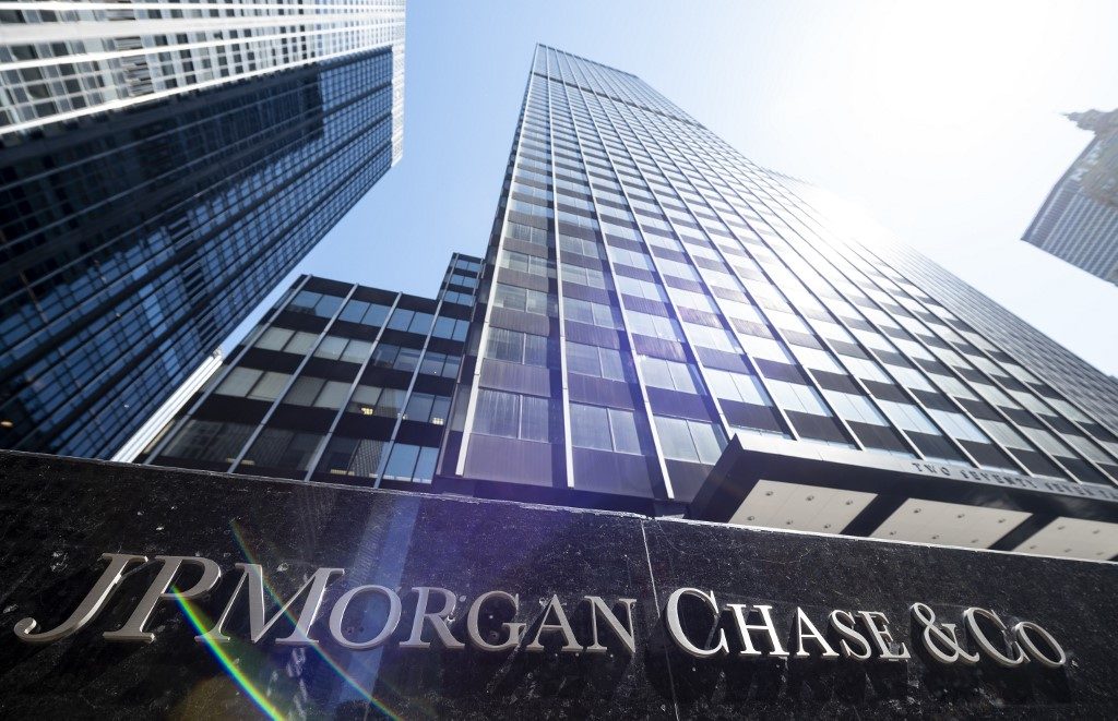 JPMorgan Chase asks some managers to return to the office
