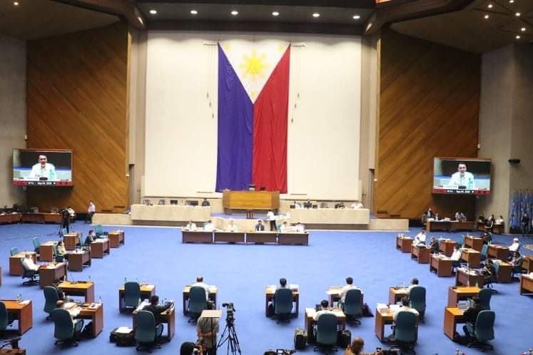 House speaker change will ‘disrupt’ 2021 budget, Cayetano allies say