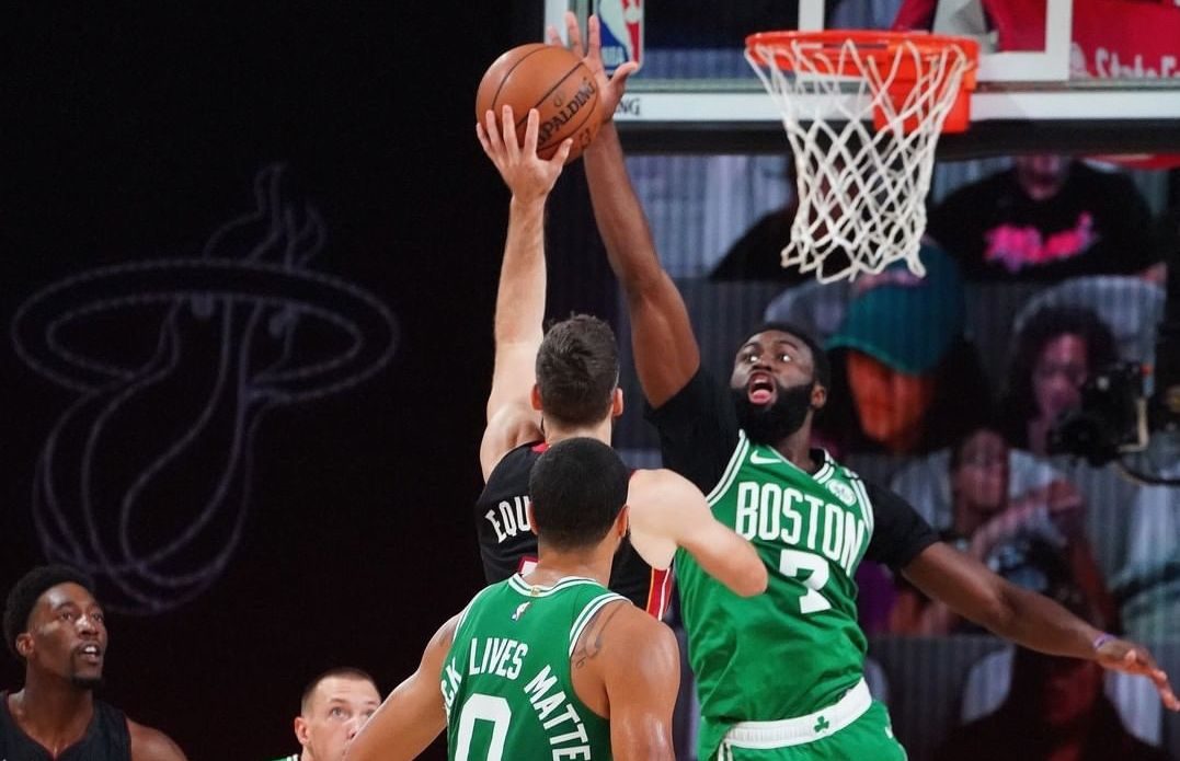 Celtics deny Heat of another comeback, take Game 3
