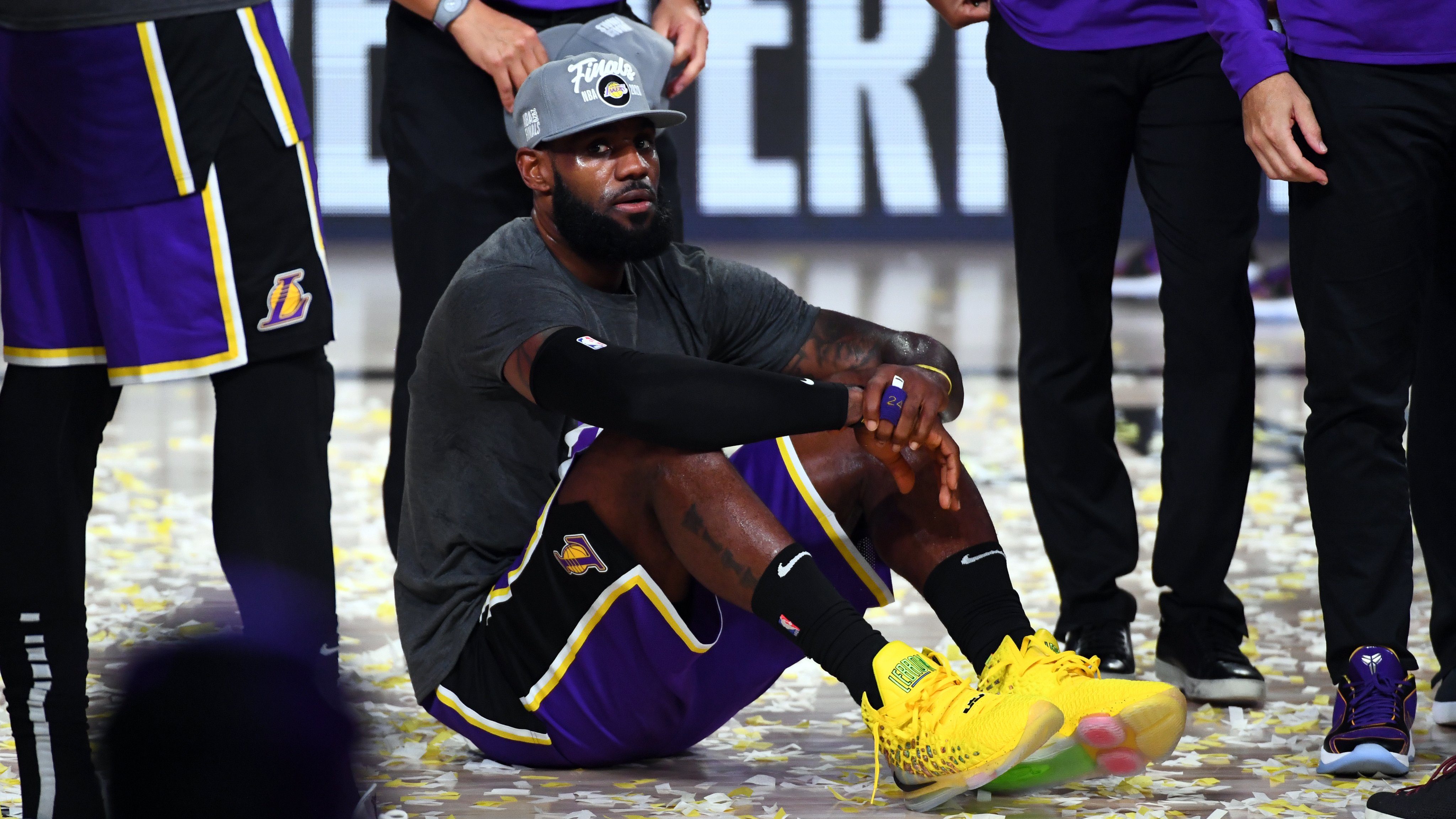 ‘King James’ has Lakers eyeing return to NBA throne