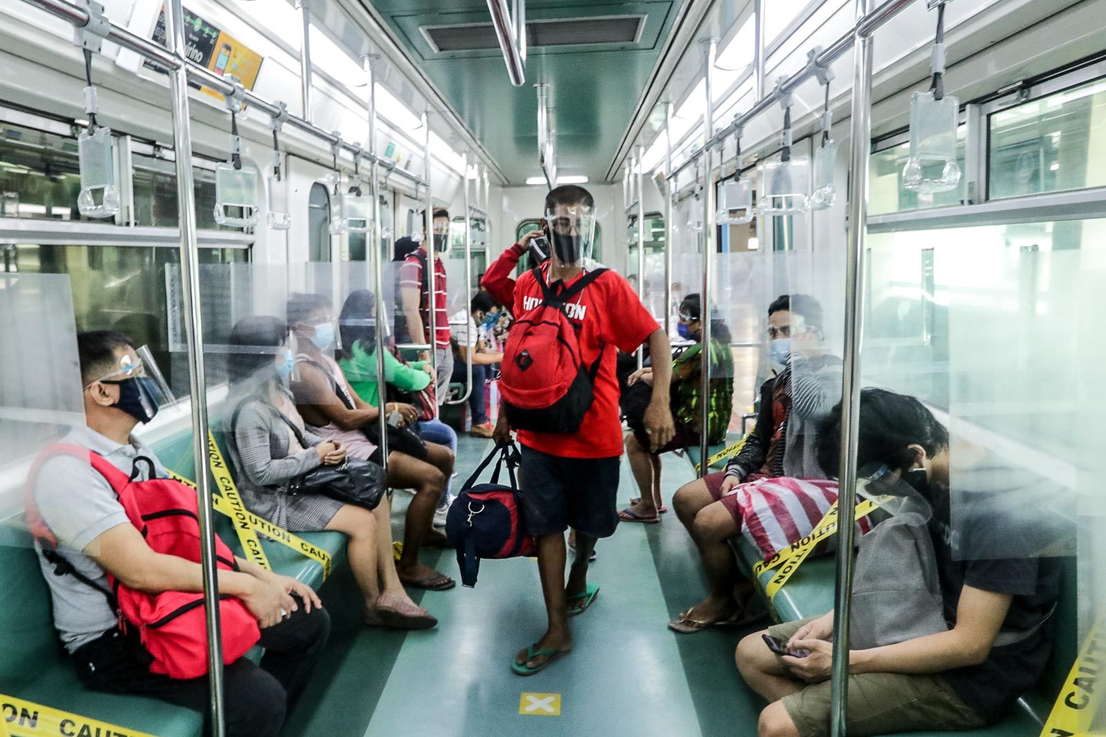 Reduced distancing in public transport based on ‘science’ – DOTr