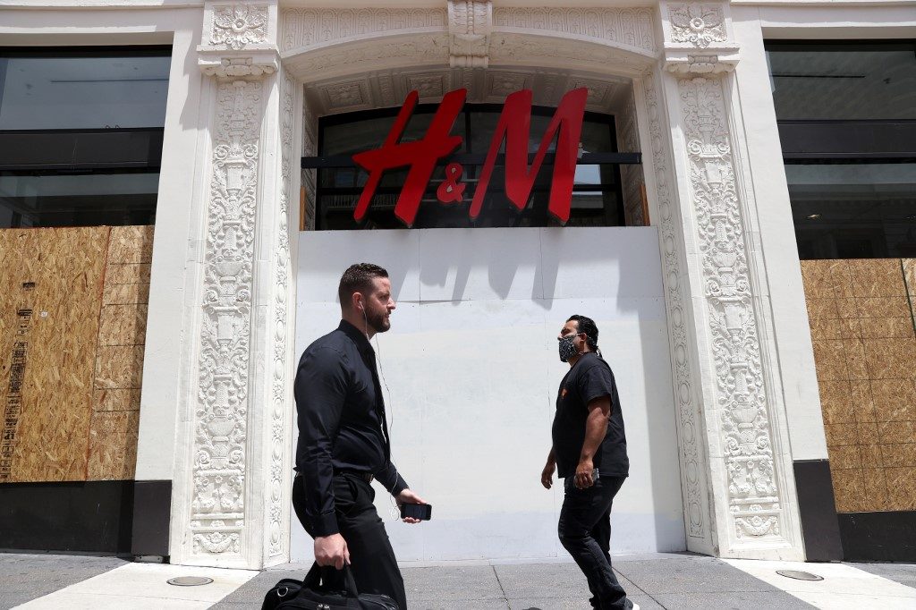 H&M to close stores as COVID-19 pushes shoppers online