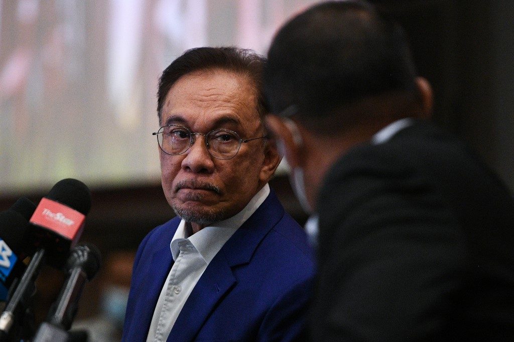 Malaysian police probe Anwar over bid to become PM