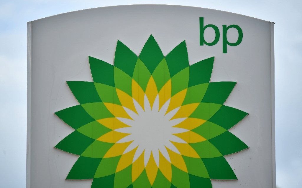 BP slashes losses as oil demand improves