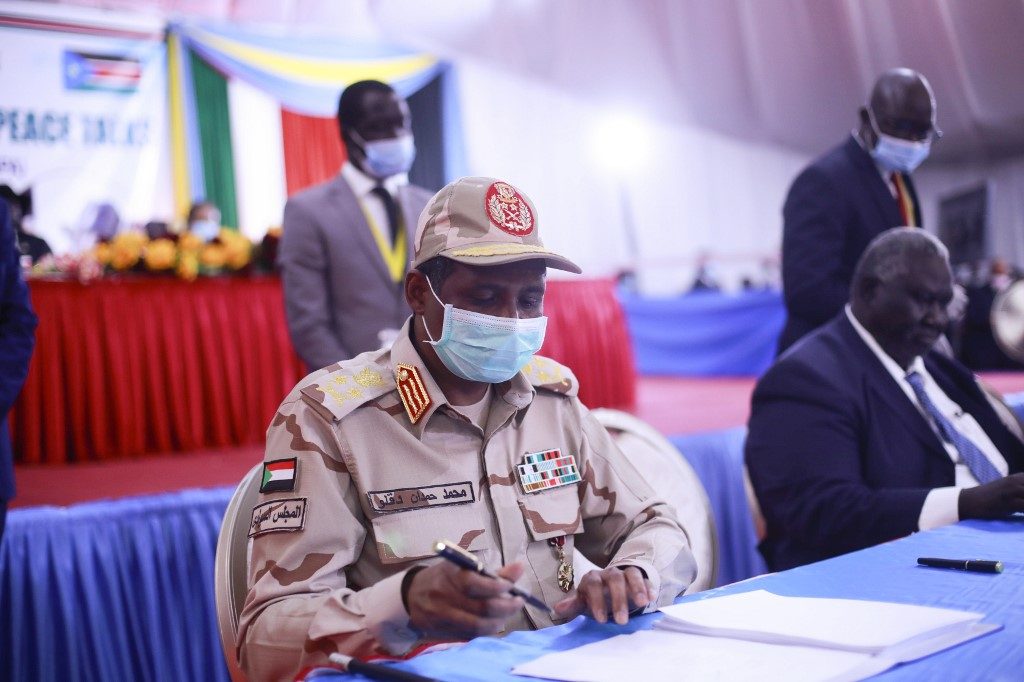 Sudan gov’t, rebel groups sign landmark peace deal