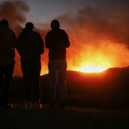California wildfire wreaks more destruction as temperatures rise