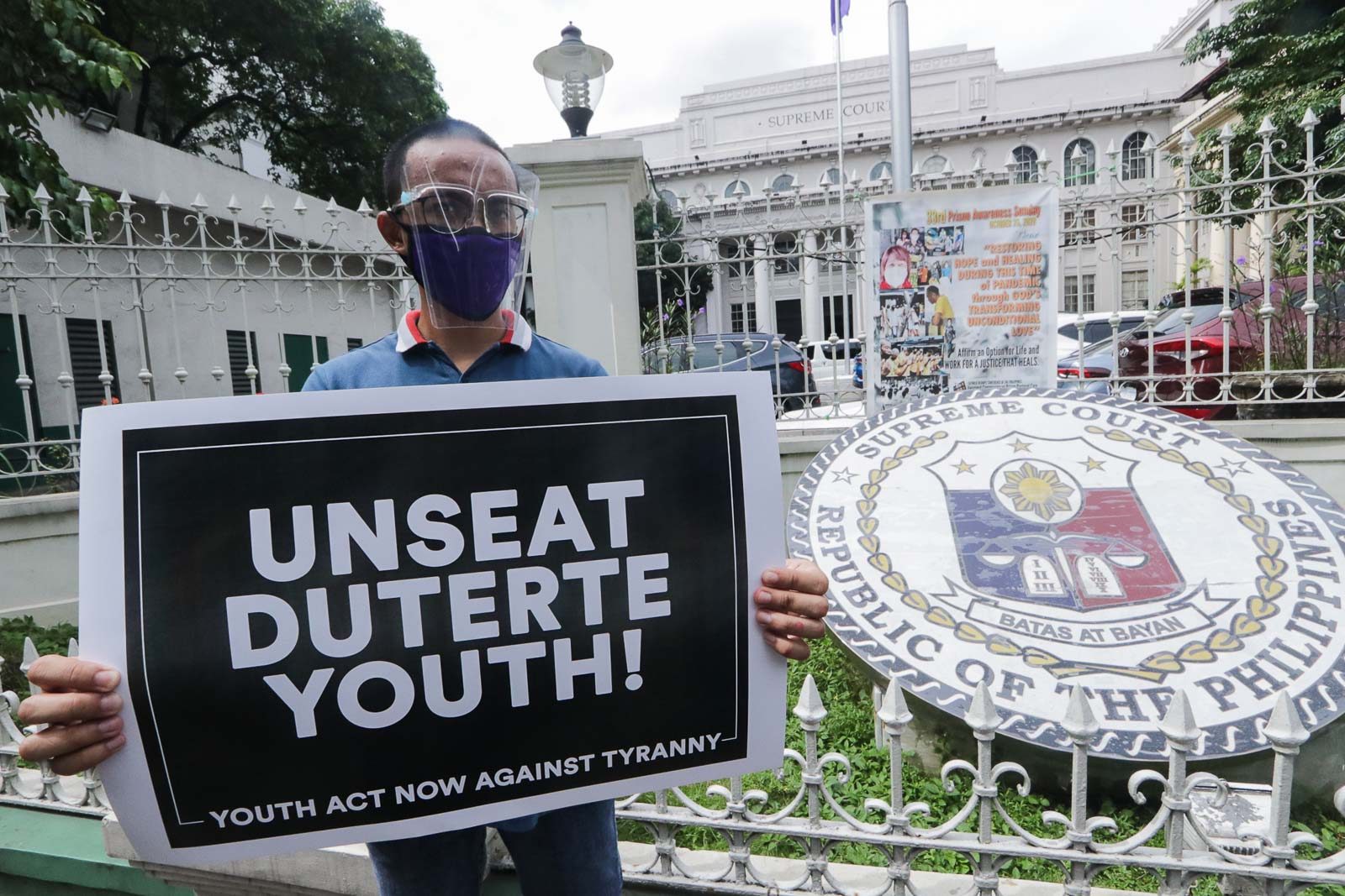 Para pecandu Mahkamah Agung mencoba menghancurkan proklamasi Pemuda Duterte