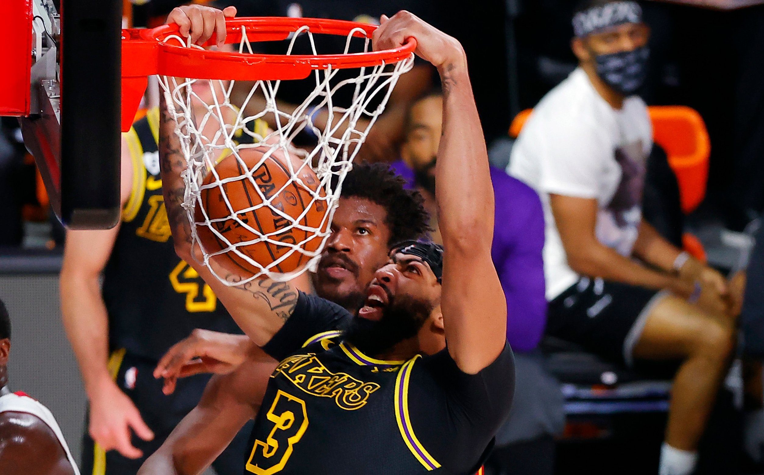 Lakers pounce on ailing Heat for 2-0 NBA Finals lead