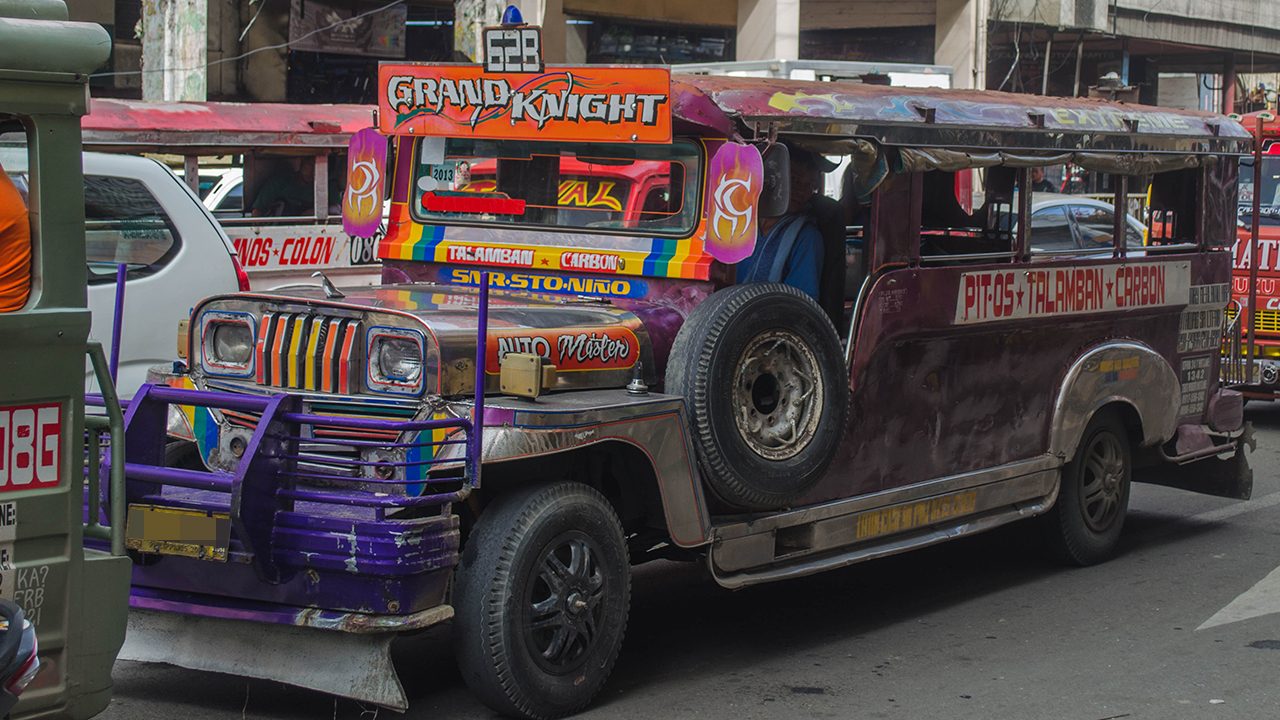 Cebu City to give P5,000-cash aid, fuel discount to PUV drivers