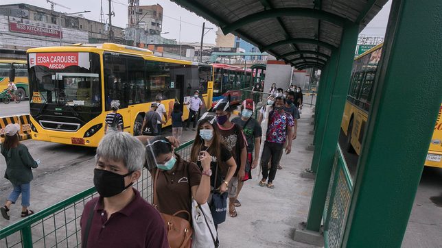 Tugade seeks public understanding over long lines at EDSA Busway