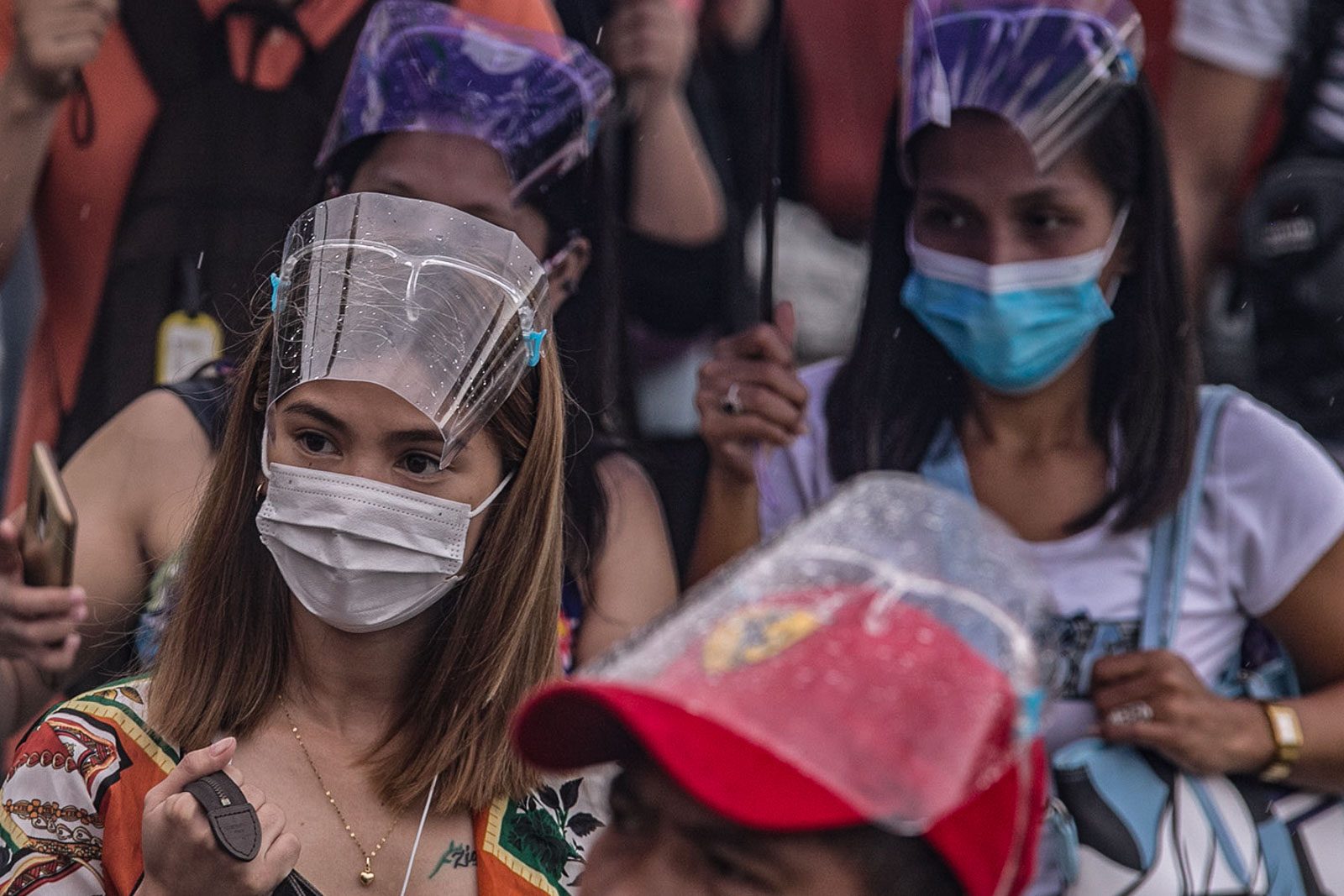 Face shields no longer required in Manila except in medical facilities