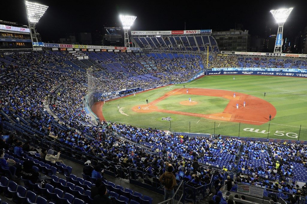Japan tests virus measures at near-full baseball stadium