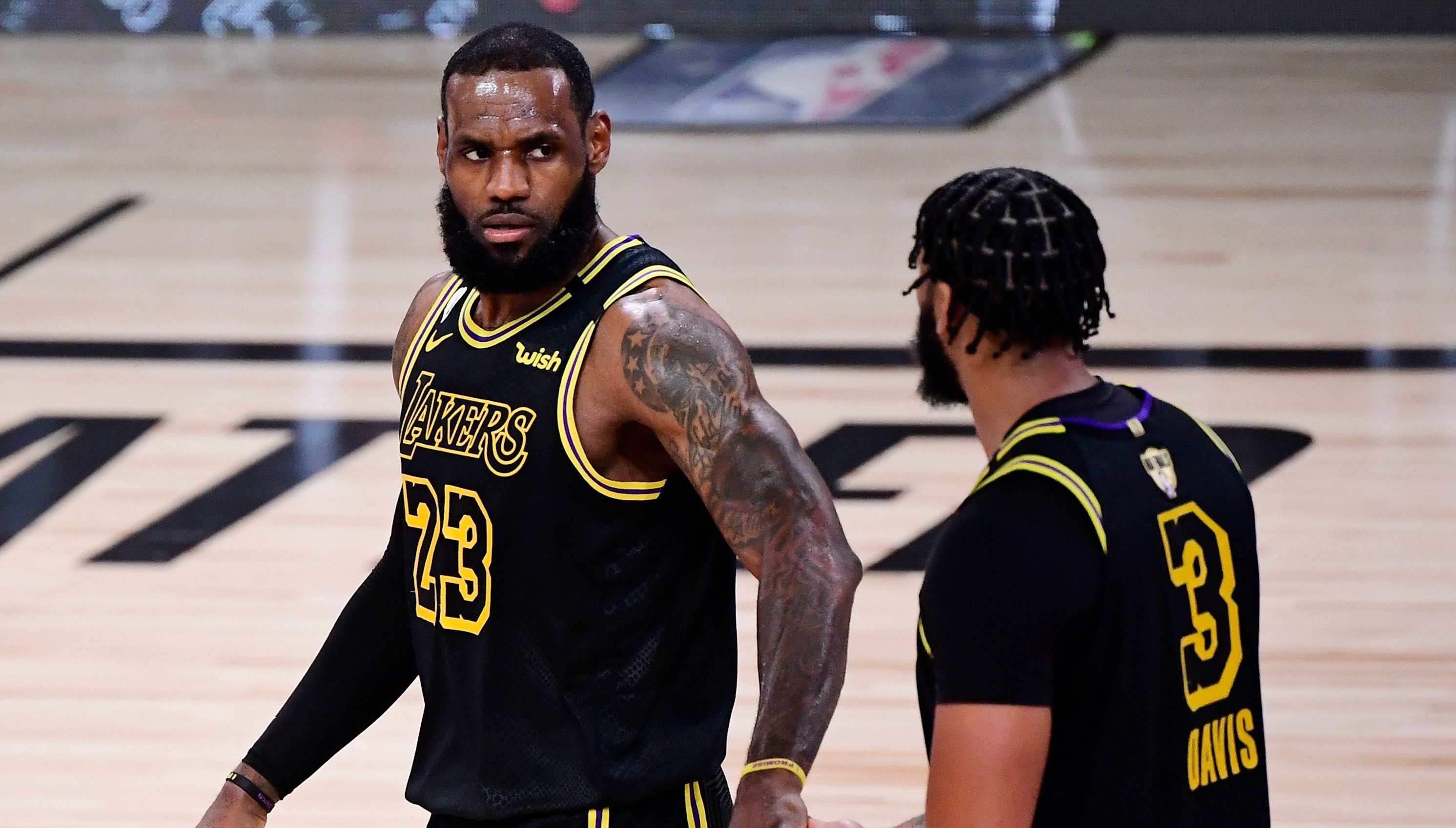 LeBron, Davis spark memories of Kobe-Shaq Lakers pairing