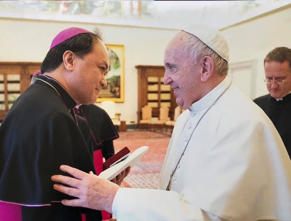 Filipino bishops defend Pope over same-sex civil unions