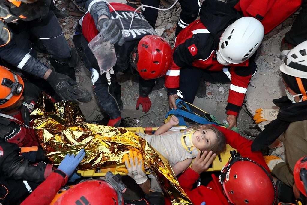 Young girl rescued 91 hours after Turkey quake