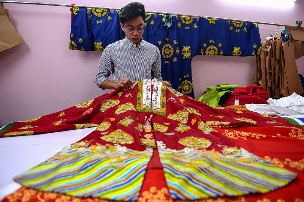 The Vietnamese designer convincing the young to choose tradition