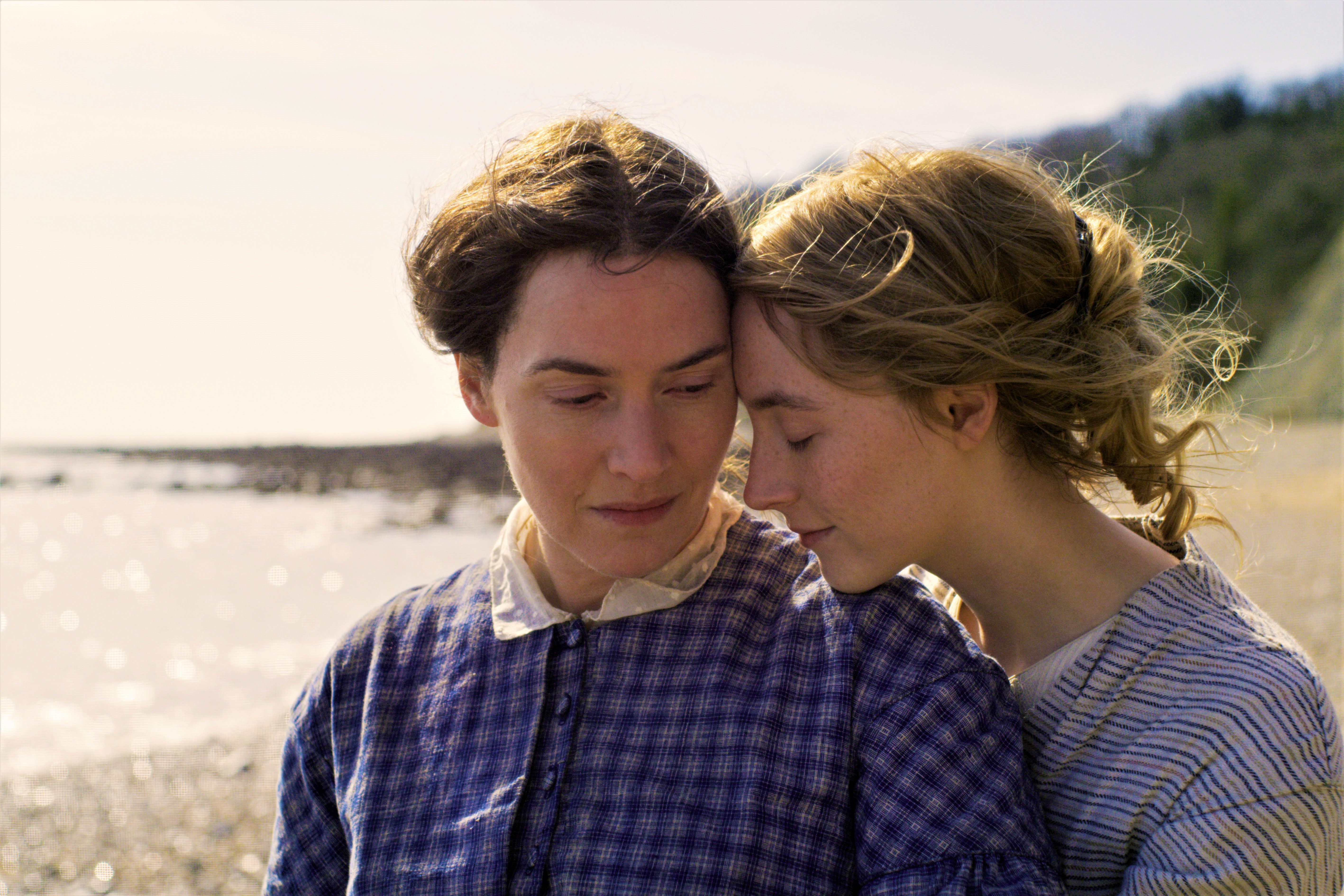 [Only IN Hollywood] Kate Winslet, Saoirse Ronan talk about the power of their ‘Ammonite’ sex scene