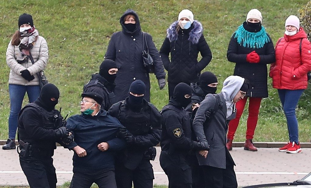Protesters in Belarus dispersed with stun grenades