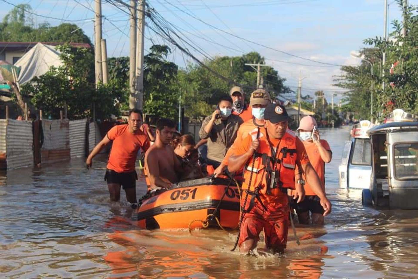 Typhoon Ulysses leaves 3 dead, 2 missing in Isabela