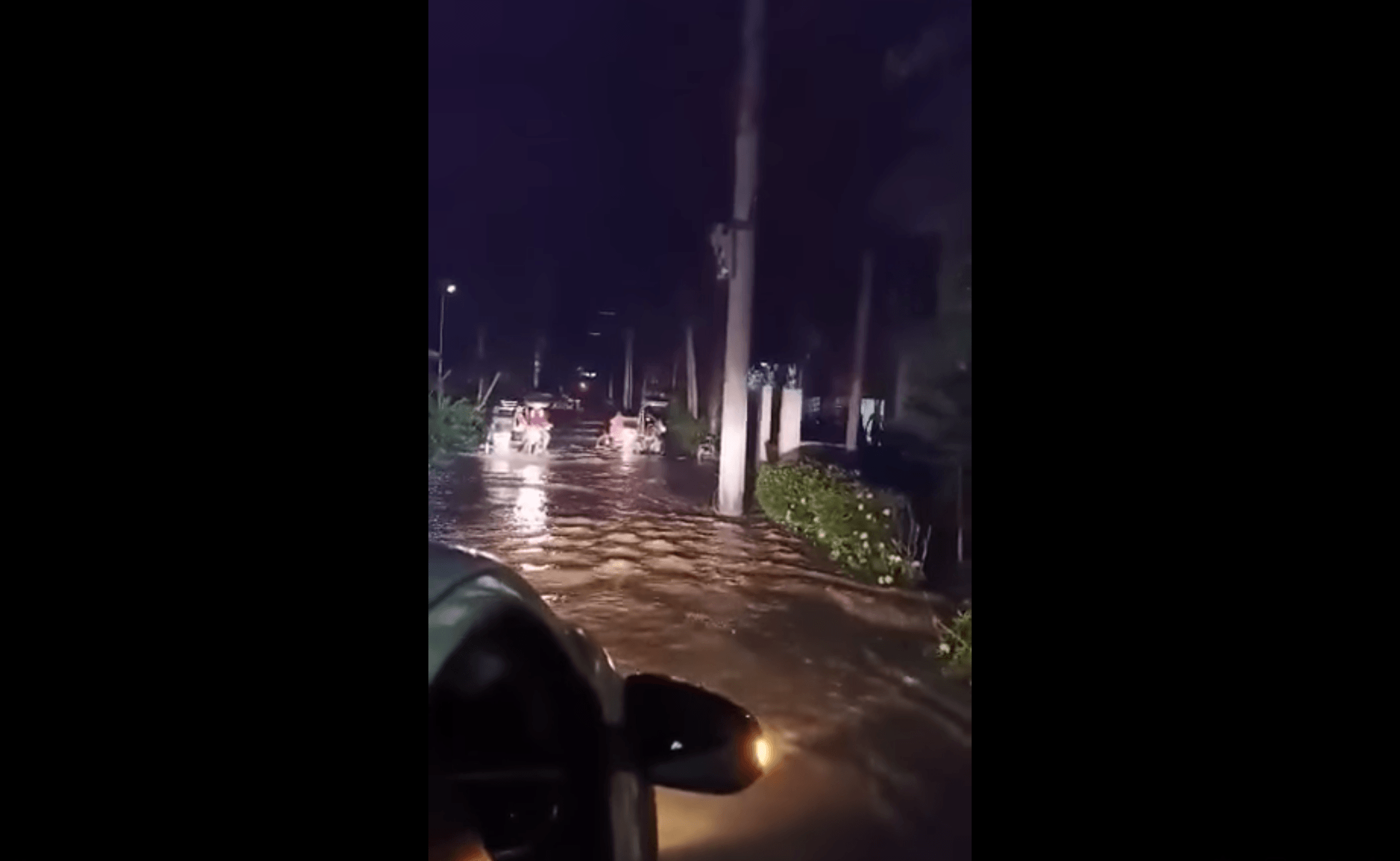 Floods submerge Pampanga towns after Ulysses causes river to swell