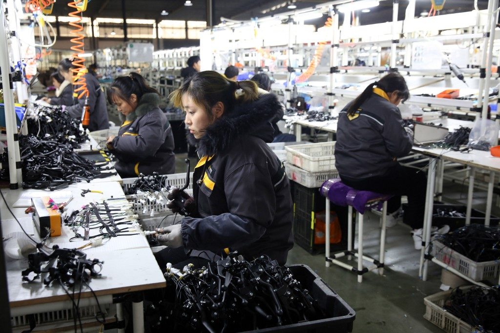 China factory activity edges up in November 2020