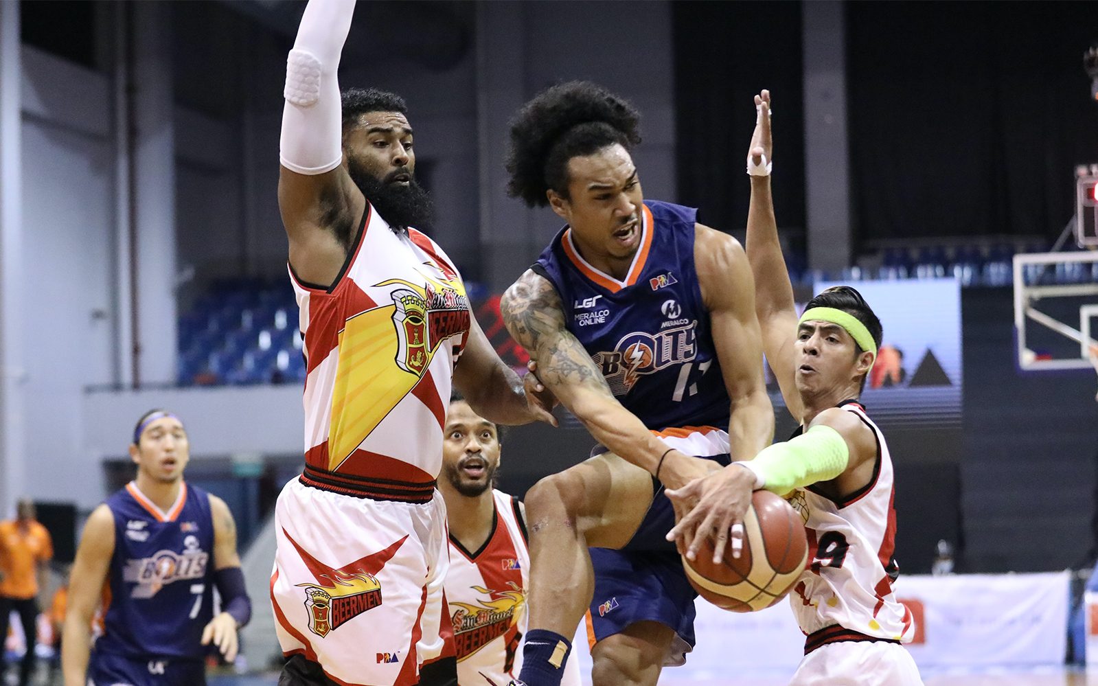 Meralco stuns champs, ends five-year San Miguel reign