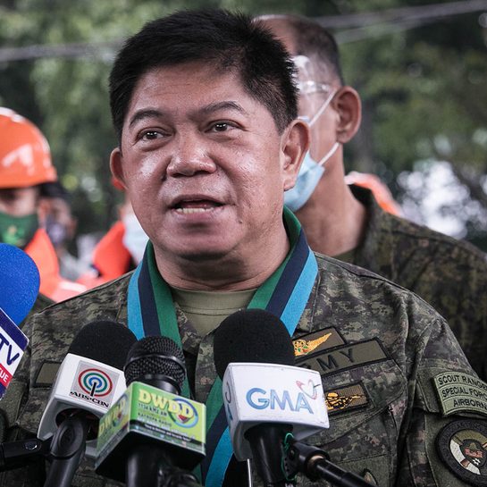 ‘It’s your choice’: Duterte offers MWSS, DND post to ex-AFP chief Gapay