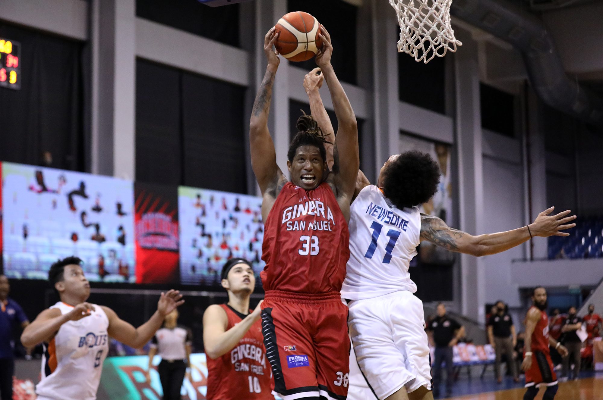 ‘Most important guy’ Devance directs game plan in Ginebra win
