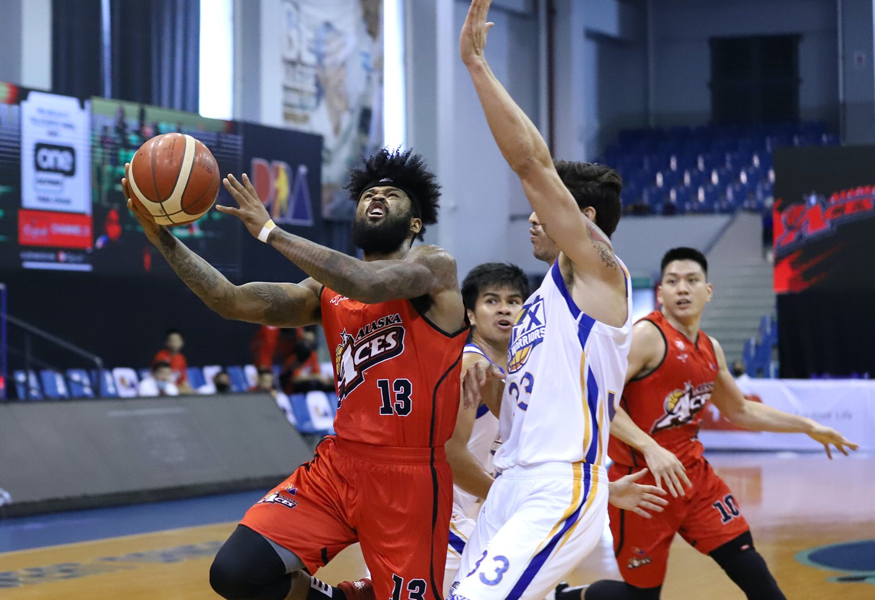Patience pays off as Ahanmisi lifts Alaska to playoff spot