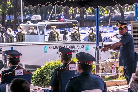 QC gov’t: No preferential treatment for policemen seen cutting vaccine line
