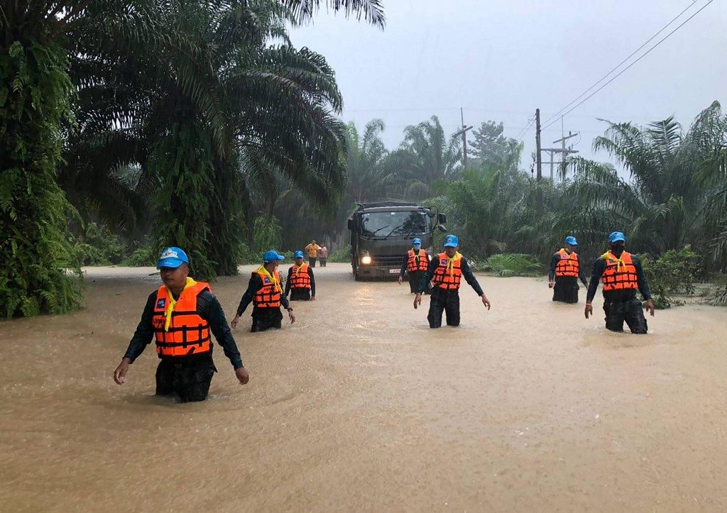 Floods kill 9 in southern Thailand