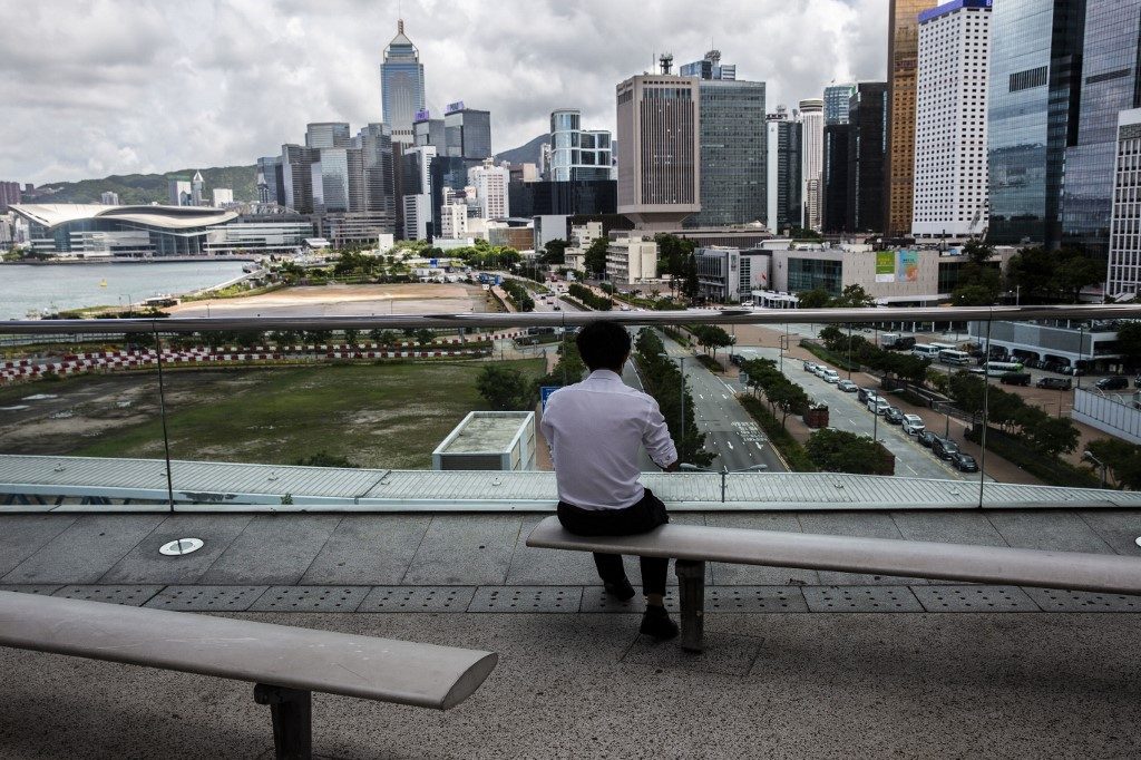 Hong Kong imposes 3-week hotel quarantine for visitors