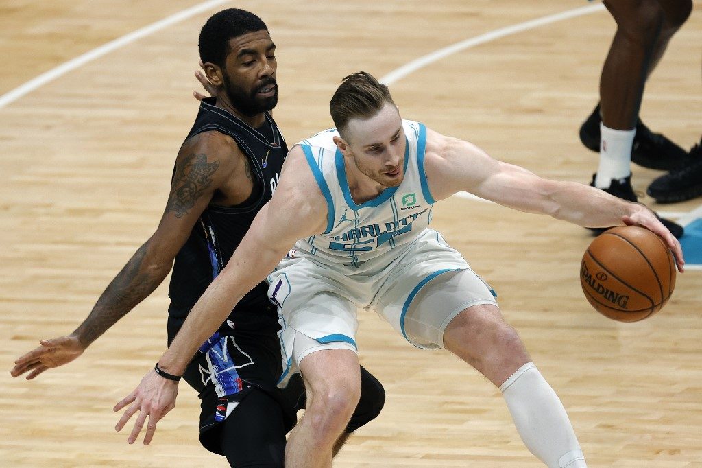 Hayward shines as Hornets hand Nets first loss of NBA season