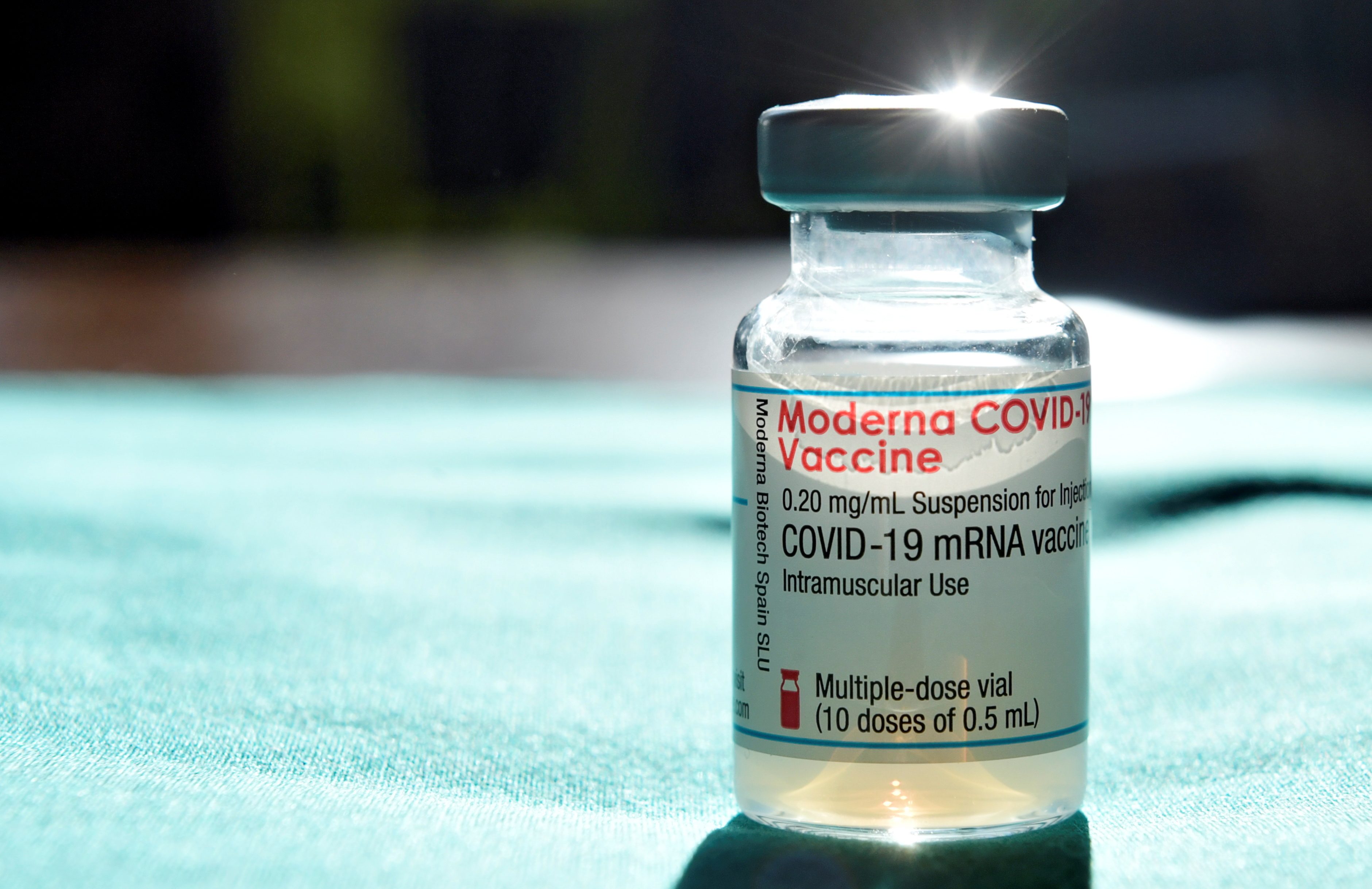 WHO experts issue recommendations on Moderna COVID-19 vaccine